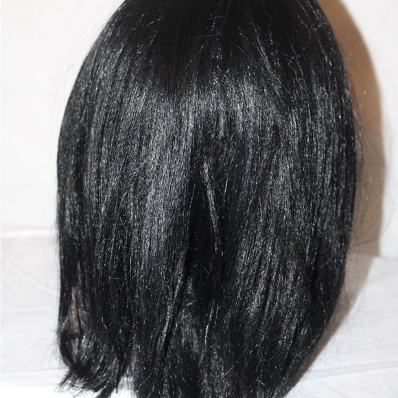 Model Model Wig Black color medium length - Picture 3 of 8